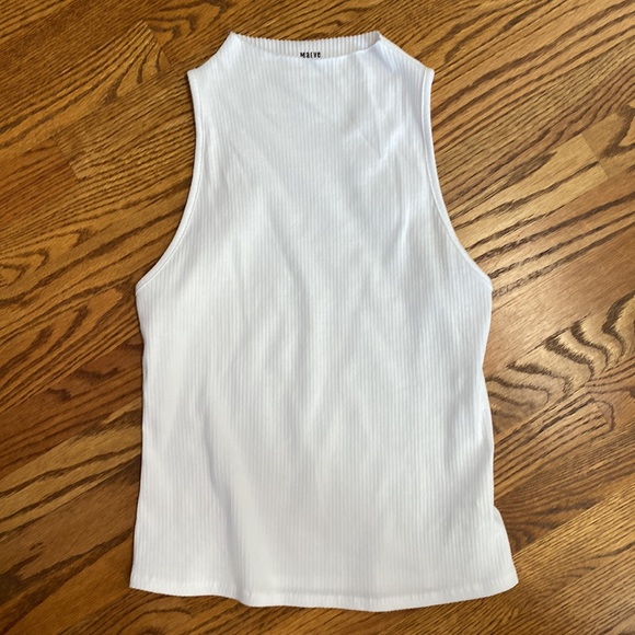 NWOT Anthropologie brand white ribbed tank size medium - Picture 4 of 8